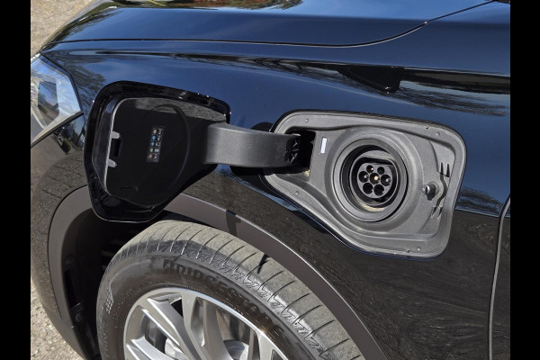 BMW X1 xDrive25e eDrive Sport Line | PANORAMA | SPORTSTOELEN | ELEKTR. ACHTERKLEP | CAMERA |