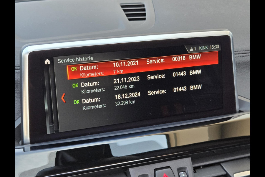 BMW X1 xDrive25e eDrive Sport Line | PANORAMA | SPORTSTOELEN | ELEKTR. ACHTERKLEP | CAMERA |