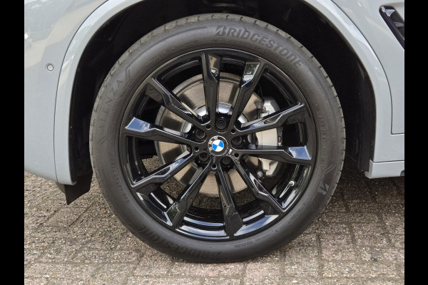 BMW X3 xDrive30e M SPORT | PANORAMADAK | APPLE CARPLAY | SPORTSTOELEN | 20 INCH LM VELGEN |