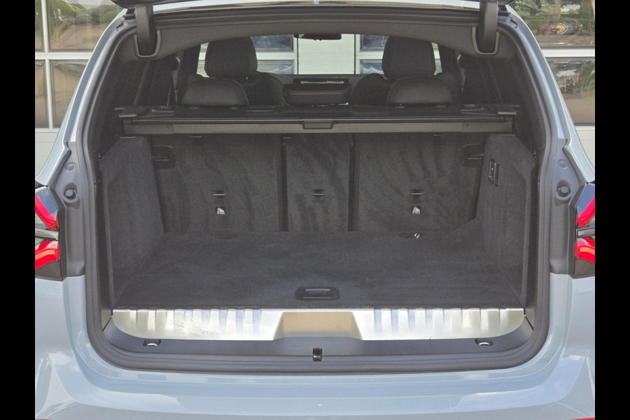 BMW X3 xDrive30e M SPORT | PANORAMADAK | APPLE CARPLAY | SPORTSTOELEN | 20 INCH LM VELGEN |