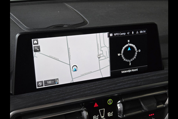 BMW X3 xDrive30e M SPORT | PANORAMADAK | APPLE CARPLAY | SPORTSTOELEN | 20 INCH LM VELGEN |