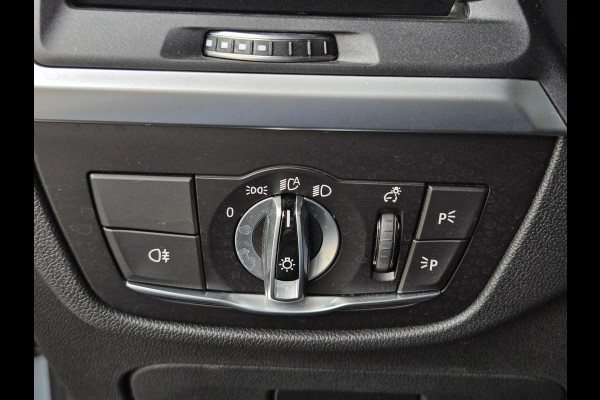BMW X3 xDrive30e M SPORT | PANORAMADAK | APPLE CARPLAY | SPORTSTOELEN | 20 INCH LM VELGEN |