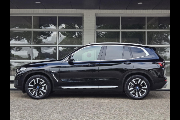 BMW X3 xDrive30e | SPORTSTOELEN | LEDER | PANORAMADAK | CAMERA |