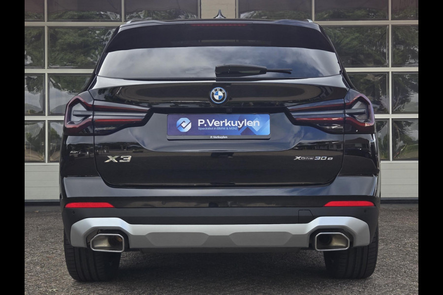 BMW X3 xDrive30e | SPORTSTOELEN | LEDER | PANORAMADAK | CAMERA |