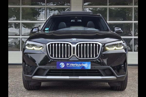 BMW X3 xDrive30e | SPORTSTOELEN | LEDER | PANORAMADAK | CAMERA |