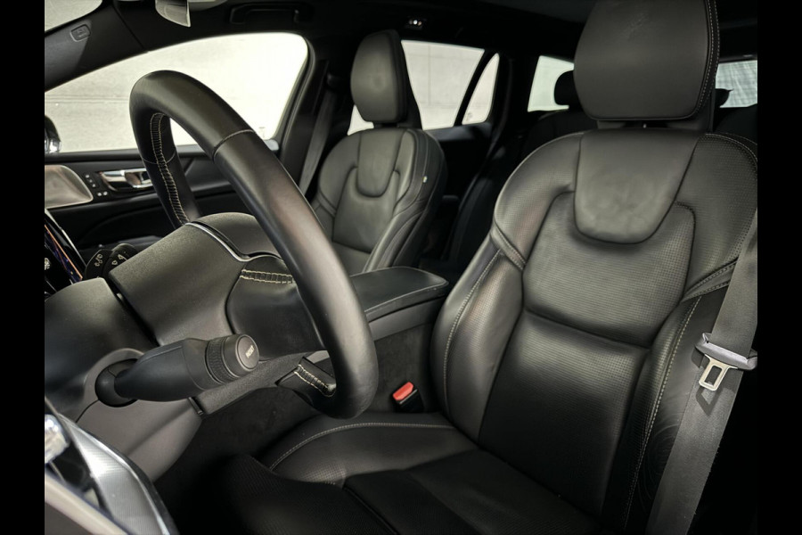 Volvo V60 2.0 T8 Recharge AWD R-Design B&W 360° Pano HUD Trekh. NAP