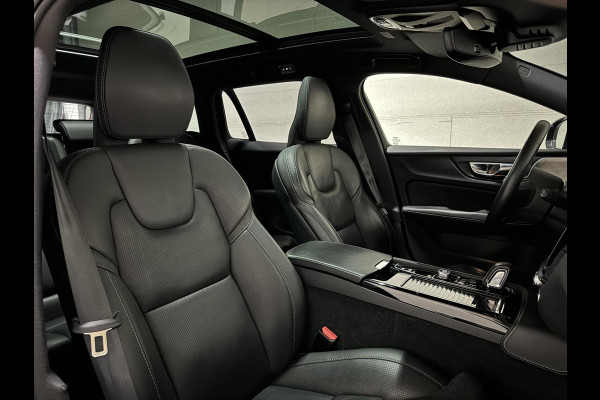 Volvo V60 2.0 T8 Recharge AWD R-Design B&W 360° Pano HUD Trekh. NAP