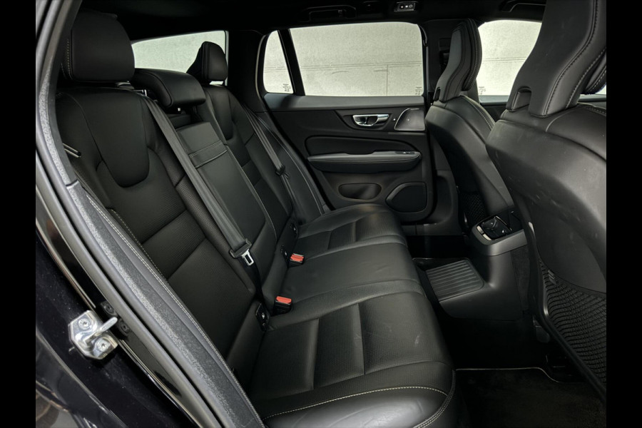 Volvo V60 2.0 T8 Recharge AWD R-Design B&W 360° Pano HUD Trekh. NAP
