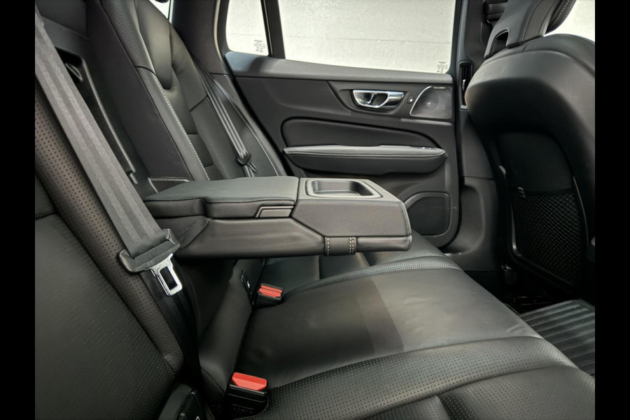 Volvo V60 2.0 T8 Recharge AWD R-Design B&W 360° Pano HUD Trekh. NAP