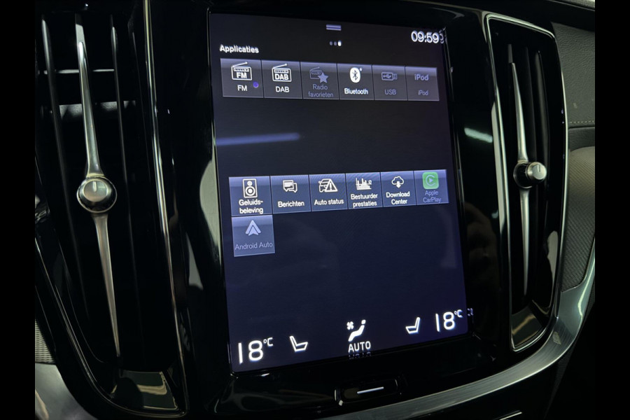 Volvo V60 2.0 T8 Recharge AWD R-Design B&W 360° Pano HUD Trekh. NAP