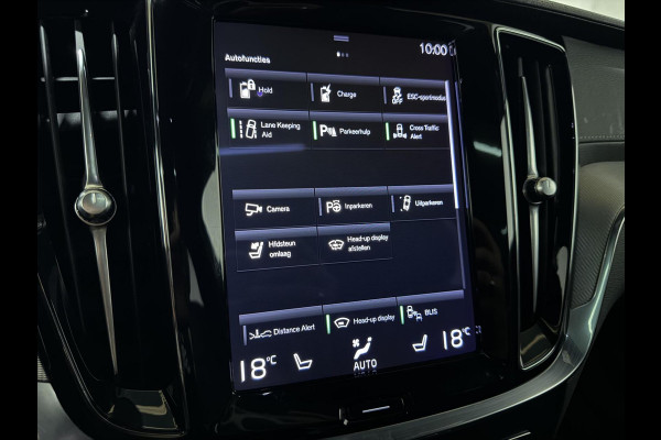 Volvo V60 2.0 T8 Recharge AWD R-Design B&W 360° Pano HUD Trekh. NAP