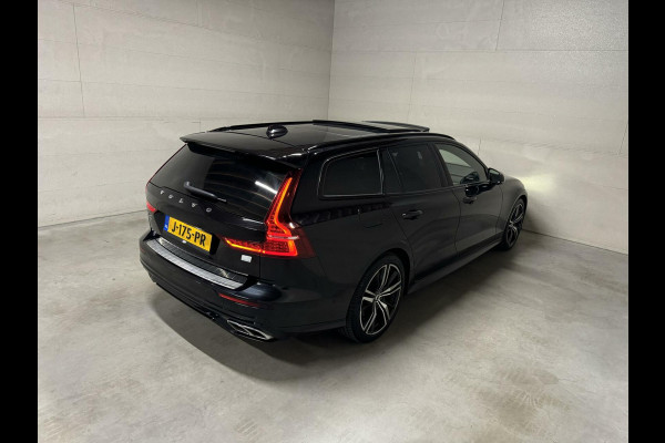 Volvo V60 2.0 T8 Recharge AWD R-Design B&W 360° Pano HUD Trekh. NAP