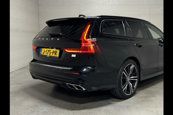 Volvo V60 2.0 T8 Recharge AWD R-Design B&W 360° Pano HUD Trekh. NAP
