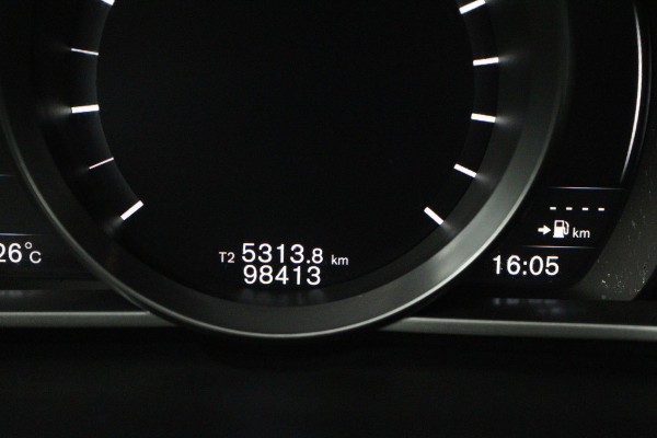 Volvo V40 1.5 T3 Polar+ Sport (PANORAMADAK, CAMERA, NAVIGATIE, STOELVERWARMING, PARKEERSENSOREN, CRUISE CONTROL, NL-AUTO)