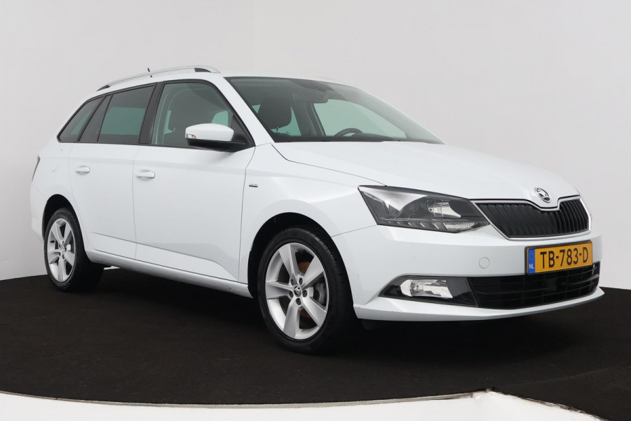 Škoda Fabia Combi 1.0 TSI Clever Edition (PARKEERSENSOREN, STOELVERWARMING, NAVIGATIE, NL-AUTO)