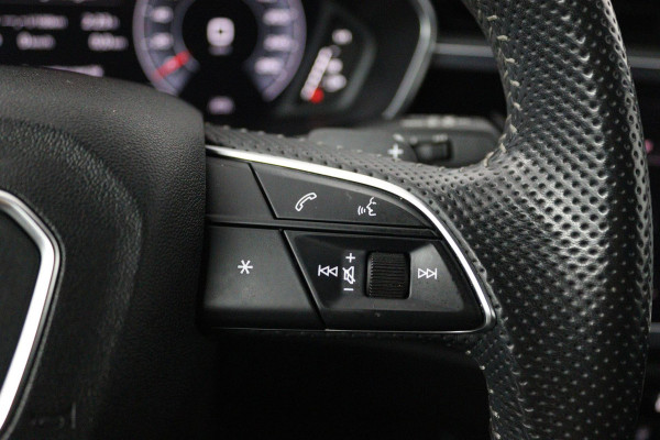 Audi Q3 35 TFSI S Line Pro Line S (STOELVERWARMING, LANE-ASSIST, CRUISE, NAVIGATIE, ELEKTR STOELEN, PARKEERSENSOREN, NL-AUTO)