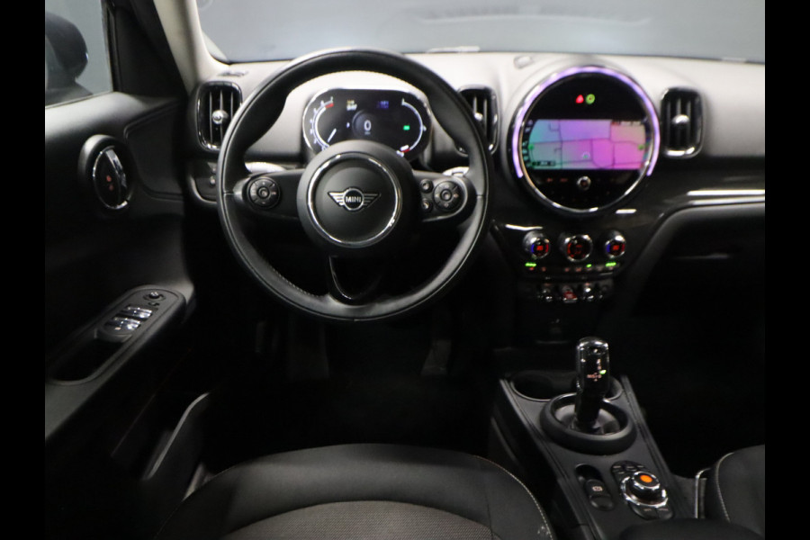MINI Countryman 1.5 Cooper Sport AUTOMAAT [APPLE CARPLAY, CAMERA, STOELVERWARMING, CRUISE, CLIMATE, NIEUWSTAAT]