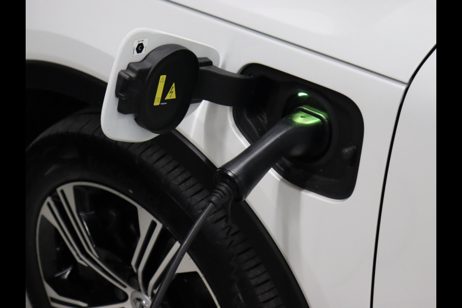 Volvo XC40 1.5 T5 Recharge Inscription [SCHUIFKANTELDAK, APPLE CARPLAY, ANDROID, LEDEREN MEMORY SEATS, CAMERA, STOEL- + STUURVERWARMING, PDC V+A, CRUISE, NIEUWSTAAT]