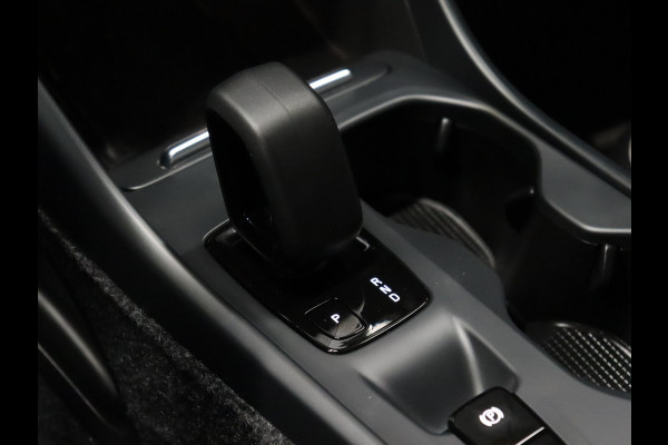 Volvo XC40 1.5 T5 Recharge Inscription [SCHUIFKANTELDAK, APPLE CARPLAY, ANDROID, LEDEREN MEMORY SEATS, CAMERA, STOEL- + STUURVERWARMING, PDC V+A, CRUISE, NIEUWSTAAT]