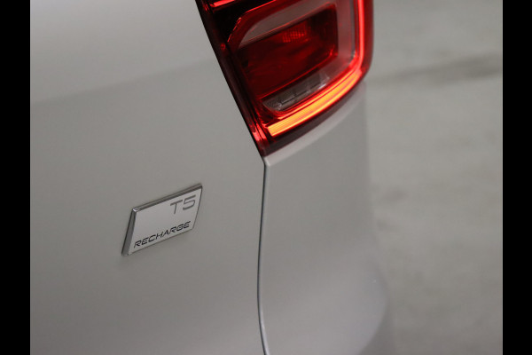 Volvo XC40 1.5 T5 Recharge Inscription [SCHUIFKANTELDAK, APPLE CARPLAY, ANDROID, LEDEREN MEMORY SEATS, CAMERA, STOEL- + STUURVERWARMING, PDC V+A, CRUISE, NIEUWSTAAT]