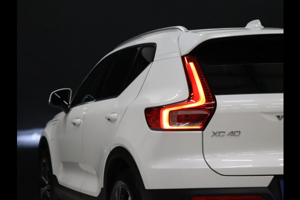 Volvo XC40 1.5 T5 Recharge Inscription [SCHUIFKANTELDAK, APPLE CARPLAY, ANDROID, LEDEREN MEMORY SEATS, CAMERA, STOEL- + STUURVERWARMING, PDC V+A, CRUISE, NIEUWSTAAT]