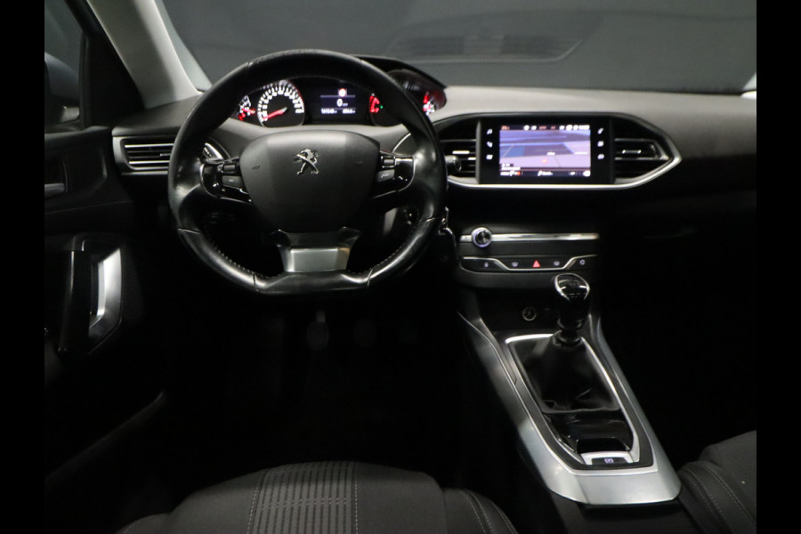 Peugeot 308 SW 1.2 PureTech Blue Lease Premium [TREKHAAK, 6-BAK, APPLE CARPLAY, ANDROID, CAMERA, HALF LEDER, PDC V+A, CRUISE, NIEUWSTAAT]