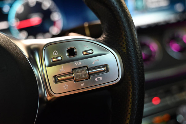 Mercedes-Benz CLS-Klasse 300 d Edition 1 - AMG - Burmester - HUD - Distronic+ - 360 Camera - Designo