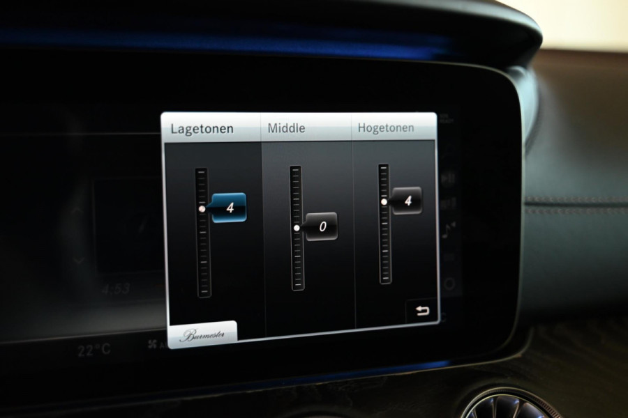 Mercedes-Benz CLS-Klasse 300 d Edition 1 - AMG - Burmester - HUD - Distronic+ - 360 Camera - Designo