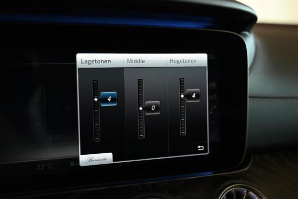 Mercedes-Benz CLS-Klasse 300 d Edition 1 - AMG - Burmester - HUD - Distronic+ - 360 Camera - Designo