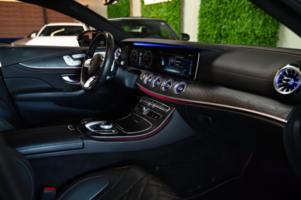 Mercedes-Benz CLS-Klasse 300 d Edition 1 - AMG - Burmester - HUD - Distronic+ - 360 Camera - Designo