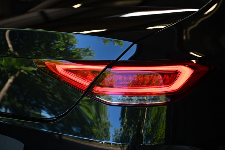 Mercedes-Benz CLS-Klasse 300 d Edition 1 - AMG - Burmester - HUD - Distronic+ - 360 Camera - Designo