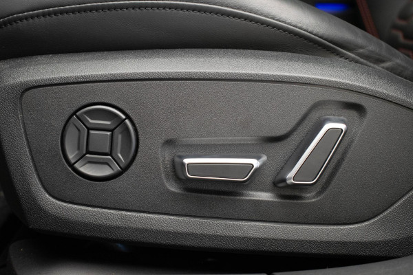 Audi RS6 Avant TFSI quattro |Pano|HUD|B&OAdvanced|Keramisch|VOLL|