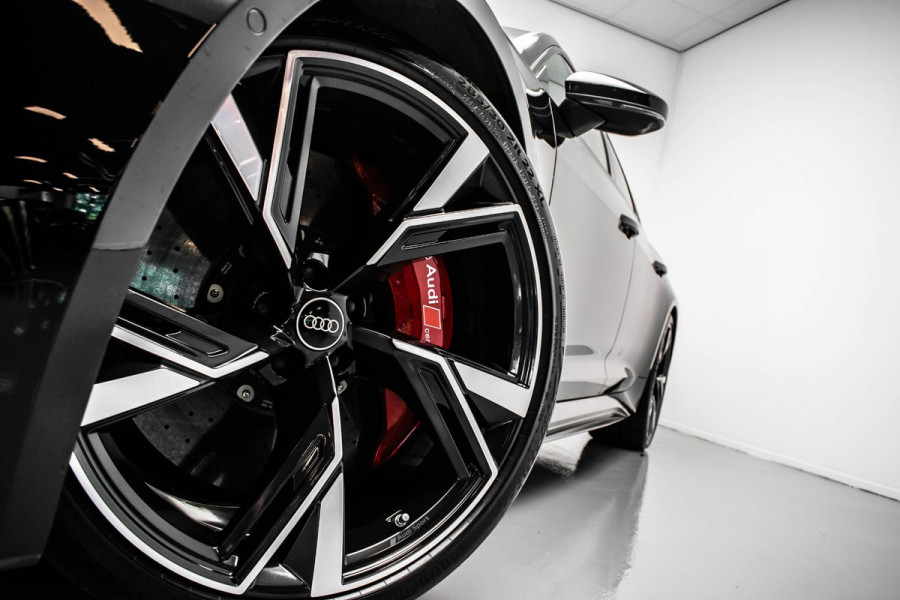 Audi RS6 Avant TFSI quattro |Pano|HUD|B&OAdvanced|Keramisch|VOLL|