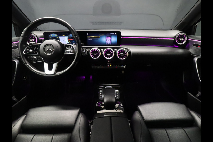 Mercedes-Benz A-Klasse 250 e Luxury Limited Sport [SFEERVERLICHTING, CAMERA, VOL LEDER, STOELVERWARMING, PDC V+A, BLUETOOTH, CRUISE, CLIMATE, NIEUWSTAAT]
