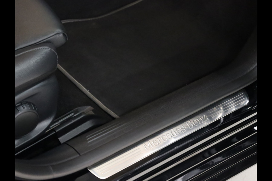 Mercedes-Benz A-Klasse 250 e Luxury Limited Sport [SFEERVERLICHTING, CAMERA, VOL LEDER, STOELVERWARMING, PDC V+A, BLUETOOTH, CRUISE, CLIMATE, NIEUWSTAAT]