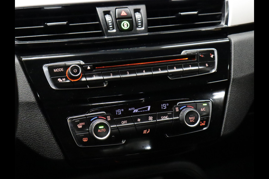 BMW X1 sDrive18i Executive [MEMORY SEATS, PDC ACHTER, LED, BLUETOOTH, CRUISE CONTROL, CLIMATE CONTROL, NIEUWSTAAT]