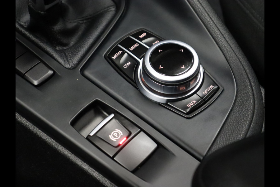 BMW X1 sDrive18i Executive [MEMORY SEATS, PDC ACHTER, LED, BLUETOOTH, CRUISE CONTROL, CLIMATE CONTROL, NIEUWSTAAT]