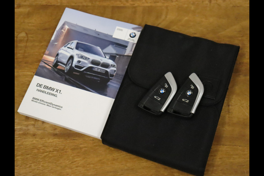 BMW X1 sDrive18i Executive [MEMORY SEATS, PDC ACHTER, LED, BLUETOOTH, CRUISE CONTROL, CLIMATE CONTROL, NIEUWSTAAT]