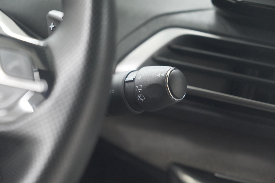 Peugeot 5008 PureTech 130 EAT8 GT Black Pack | Elektrische Kofferklep | Camera | Adaptieve Cruise Control | Dodehoekdetectie