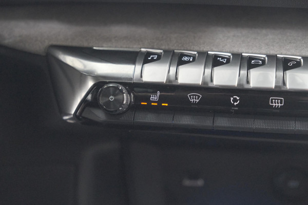Peugeot 5008 PureTech 130 EAT8 GT Black Pack | Elektrische Kofferklep | Camera | Adaptieve Cruise Control | Dodehoekdetectie