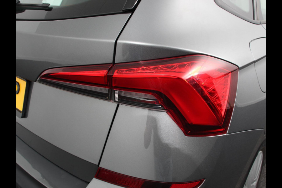 Škoda Kamiq 1.0 TSI Automaat Ambition Navigatie Apple Carplay / Android Auto Adaptive Cruise Control Lane Assist Parkeersensoren Achter DAB