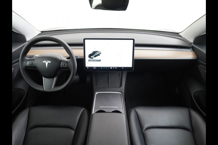 Tesla Model 3 Long Range 498 PK 82kwh 4,4sec 0-100 19" WarmtePomp Stuurverwarmd Elektr.A-klep FSD-Full Self Driving Computer-3 Premium Audio 4 Stoel en achterbank verwarming Electr.Stoelen+Memory+Easy-Entry WiFi Origineel Nederlandse auto Grootste accu Tot 16,5kwh thuis laden. Accu/Motor Garantie tot 25-03-2029 max 192.000km