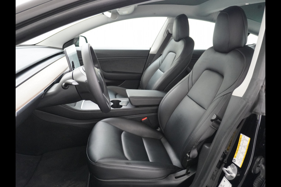 Tesla Model 3 Long Range 498 PK 82kwh 4,4sec 0-100 19" WarmtePomp Stuurverwarmd Elektr.A-klep FSD-Full Self Driving Computer-3 Premium Audio 4 Stoel en achterbank verwarming Electr.Stoelen+Memory+Easy-Entry WiFi Origineel Nederlandse auto Grootste accu Tot 16,5kwh thuis laden. Accu/Motor Garantie tot 25-03-2029 max 192.000km