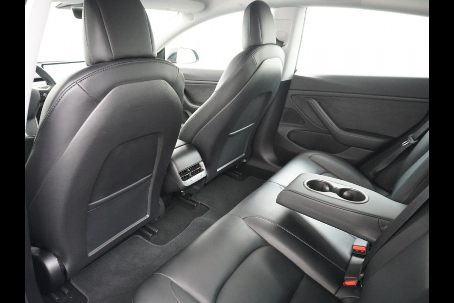 Tesla Model 3 Long Range 498 PK 82kwh 4,4sec 0-100 19" WarmtePomp Stuurverwarmd Elektr.A-klep FSD-Full Self Driving Computer-3 Premium Audio 4 Stoel en achterbank verwarming Electr.Stoelen+Memory+Easy-Entry WiFi Origineel Nederlandse auto Grootste accu Tot 16,5kwh thuis laden. Accu/Motor Garantie tot 25-03-2029 max 192.000km