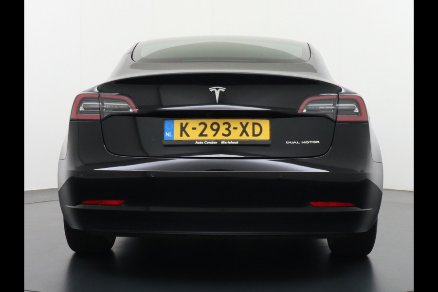 Tesla Model 3 Long Range 498 PK 82kwh 4,4sec 0-100 19" WarmtePomp Stuurverwarmd Elektr.A-klep FSD-Full Self Driving Computer-3 Premium Audio 4 Stoel en achterbank verwarming Electr.Stoelen+Memory+Easy-Entry WiFi Origineel Nederlandse auto Grootste accu Tot 16,5kwh thuis laden. Accu/Motor Garantie tot 25-03-2029 max 192.000km