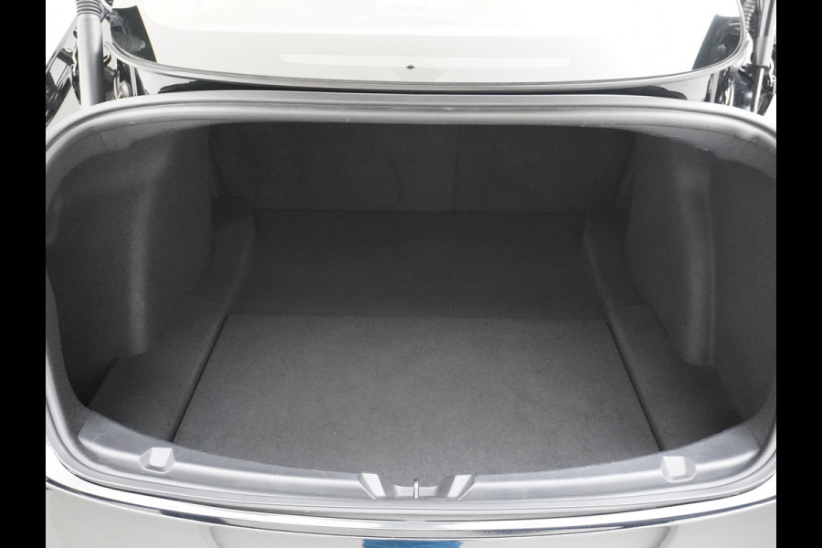 Tesla Model 3 Long Range 498 PK 82kwh 4,4sec 0-100 19" WarmtePomp Stuurverwarmd Elektr.A-klep FSD-Full Self Driving Computer-3 Premium Audio 4 Stoel en achterbank verwarming Electr.Stoelen+Memory+Easy-Entry WiFi Origineel Nederlandse auto Grootste accu Tot 16,5kwh thuis laden. Accu/Motor Garantie tot 25-03-2029 max 192.000km