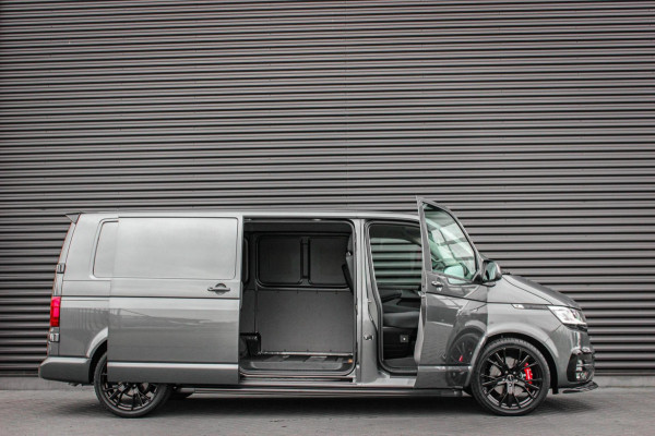 Volkswagen Transporter 2.0 TDI L2H1 150PK BULLI DSG / ACTIVE DISPLAY / PDC / VERLAGINGSVEREN / PDC / NIEUW DIRECT RIJDEN / FULL