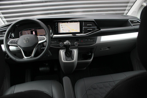 Volkswagen Transporter 2.0 TDI L2H1 150PK BULLI DSG / ACTIVE DISPLAY / PDC / VERLAGINGSVEREN / PDC / NIEUW DIRECT RIJDEN / FULL