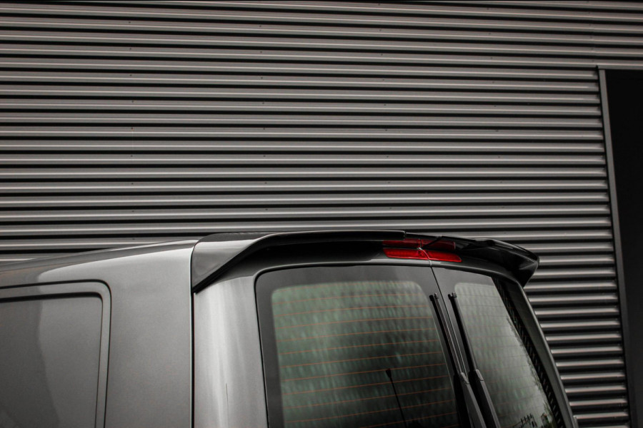 Volkswagen Transporter 2.0 TDI L2H1 150PK BULLI DSG / ACTIVE DISPLAY / PDC / VERLAGINGSVEREN / PDC / NIEUW DIRECT RIJDEN / FULL