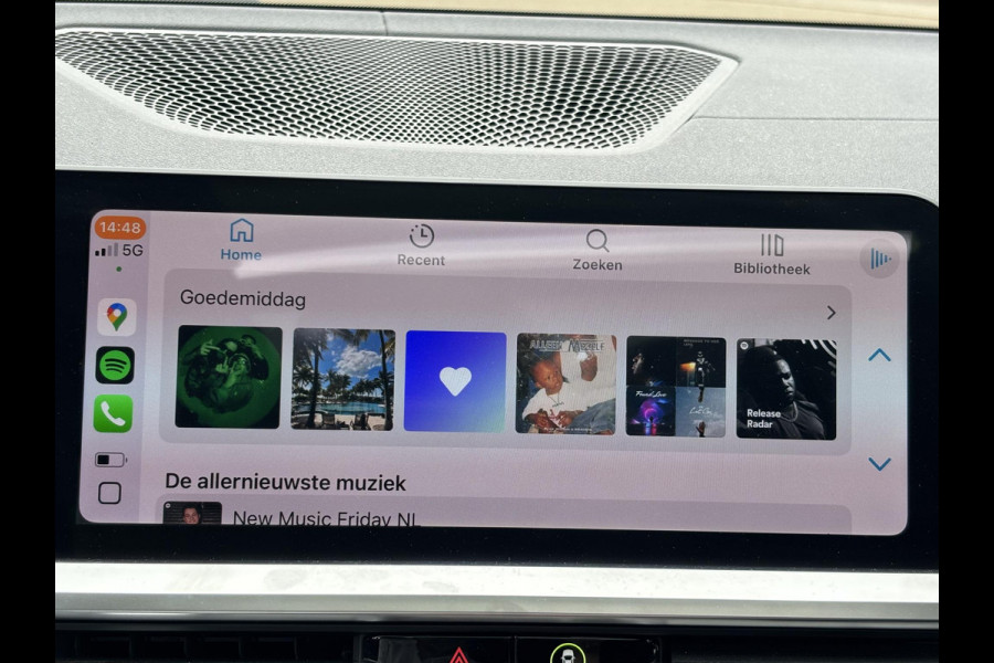 BMW 3 Serie Touring 330e M SPORT | LASER LED | 360 CAMERA | ELECTR STOELEN | LEDER | HEAD UP | PANORAMADAK| DODE HOEK | STUURWIEL EN STOEL VERW. | TREKHAAK | DEALER ONDERHOUDEN